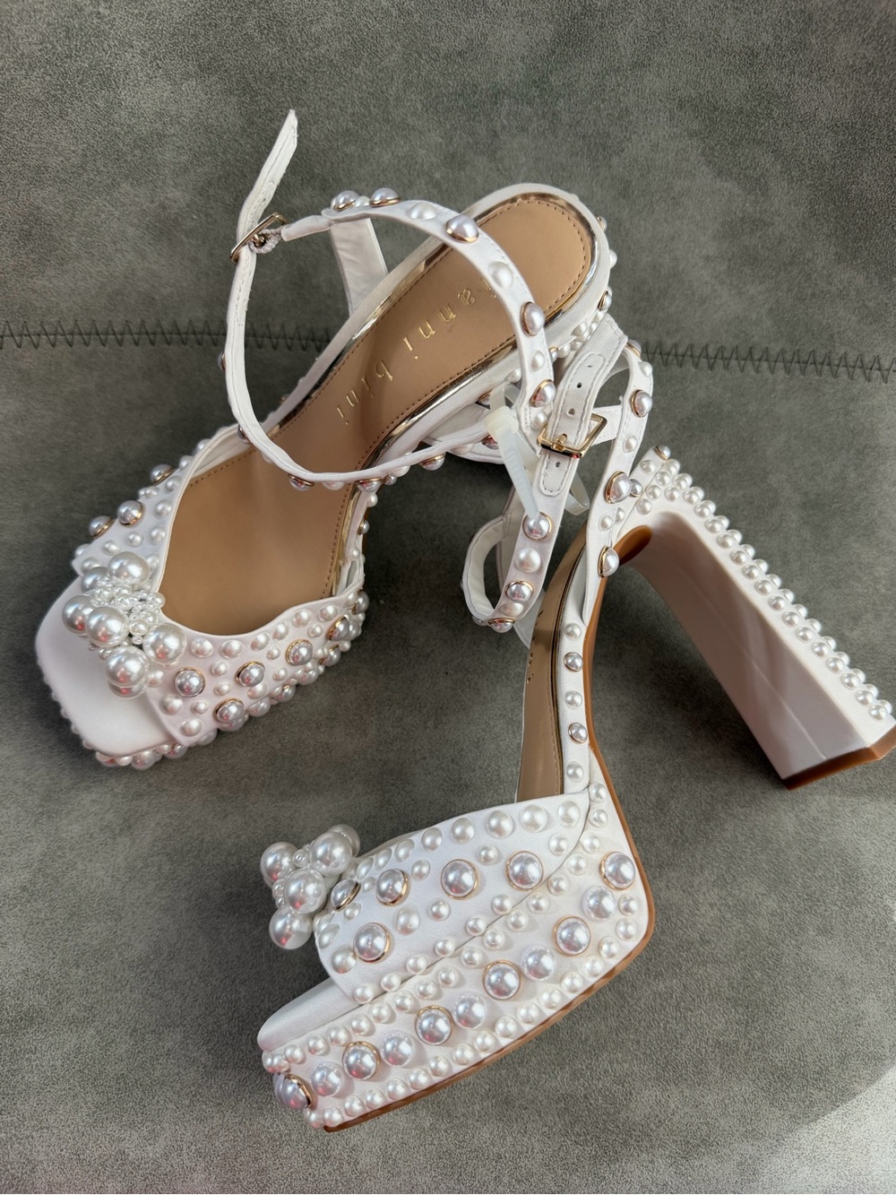 NWT Gianni Bini Hazell Pearl Embellished Ankle Wrap Platform Sandals Sz 9 - Picture 11 of 12